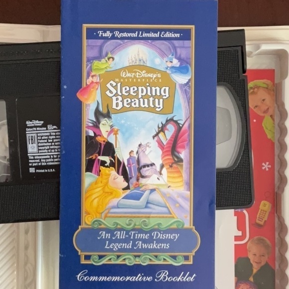 Walt Disney’s Limited Edition Sleeping Beauty VHS Tape - Picture 6 of 6